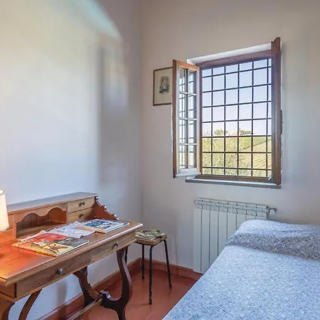 Casa vacanze Vintage Holiday In Montecchio With Private Garden Cortona