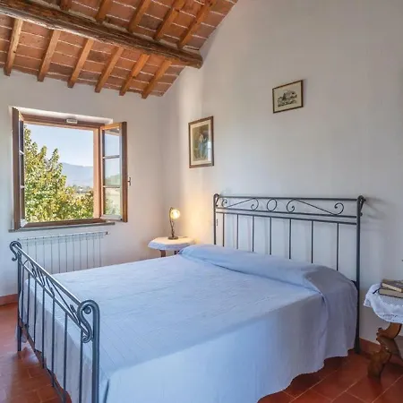 Vintage Holiday In Montecchio With Private Garden Cortona